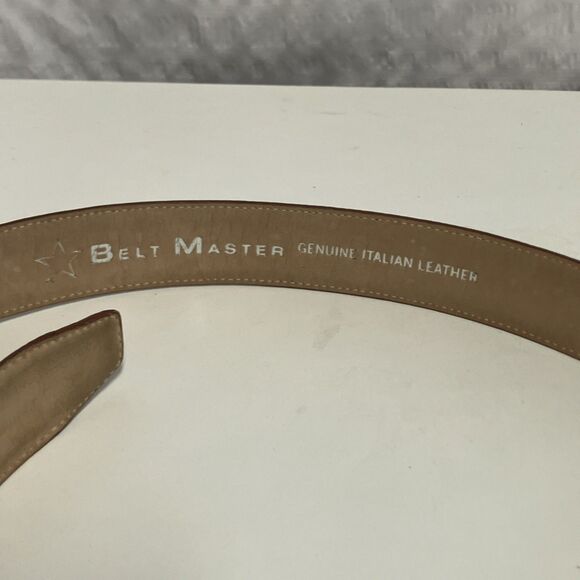 New Belt Master Genuine Leather Men’s Belt added Brass Dolphin Closing Piece 31 - Picture 10 of 16
